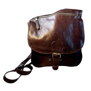 Vintage Fat Face Genuine Leather Flip Front Crossbody Saddle Bag Front Flap